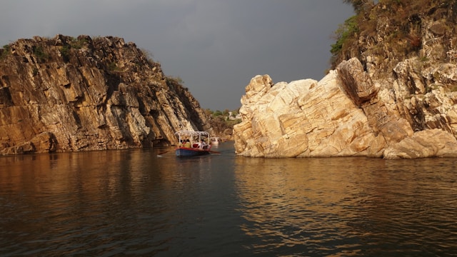 Bandhavgarh Marble Rocks Tour